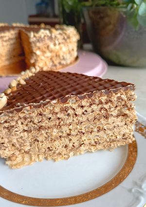 Вафельний торт "Снікерс"