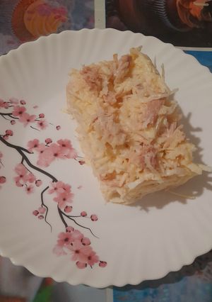 Білий салат з куркою та коренем селери