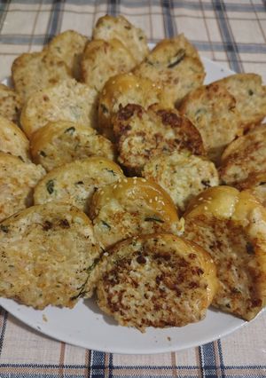 Бутерброди з фаршем, рисом та зеленню