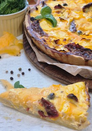 Гарбузовий кіш із в’яленими томатами