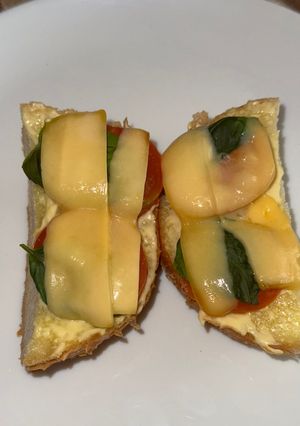 Гарячі бутерброди (метелик)