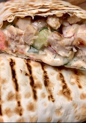 Дуже смачна, соковита, хрустка шаурма із простих інгредієнтів