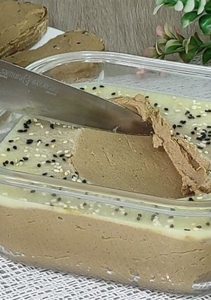 Домашній паштет, від якого просто неможливо відірватися!