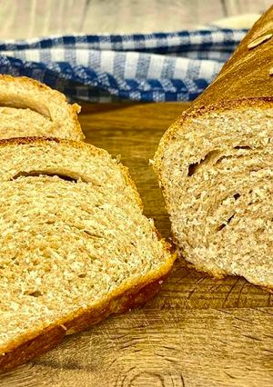 Домашній цільнозерновий хліб/Простий рецепт хліба, який довго не черствіє