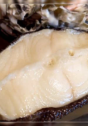 Зубатка в гірчичному соусі, приготована в мікрохвильовці за 10 хвилин