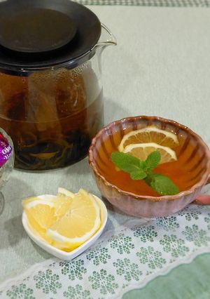 Зелений чай з імбиром та лимоном