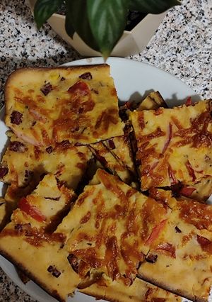 Піца на оладковому тісті