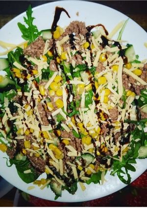 ПП лёгкий салат с тунцом