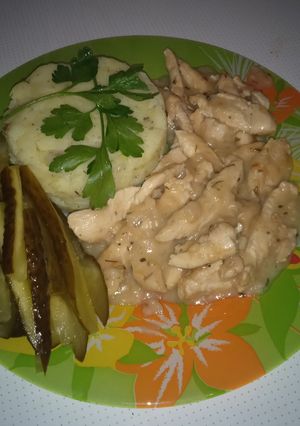 Простейший бефстроганов из курицы