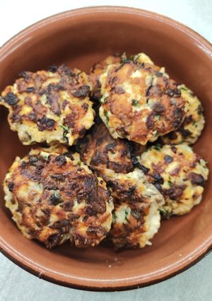 Рублені курячі котлети з грибами