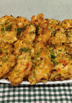 Рубані котлети з курячого філе із сиром та болгарським перцем