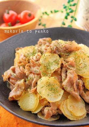 Смажена картопля зі свининою та часником – це легко!