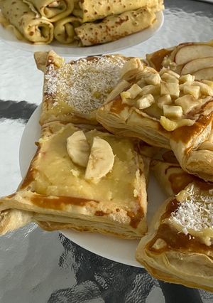 Слойки з заварним кремом