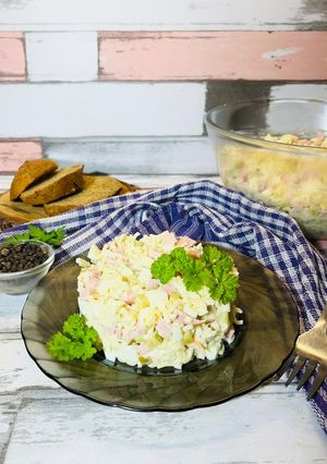 Смачний салат з мівіни/ Салат якому понад 20 років/Простий та поживний салат до вашого столу)