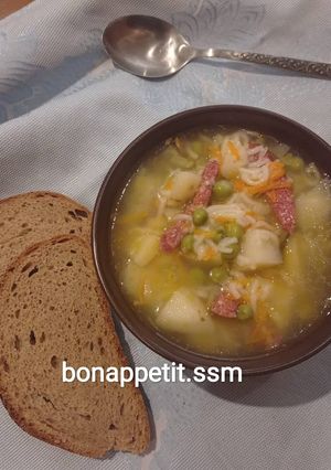 Суп швидкий із копченою ковбаскою