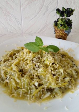 Спагеті з кабачків з м' ятно-лимонним соусом