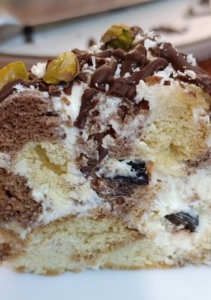 Торт Сметанник з чорносливом по-новому