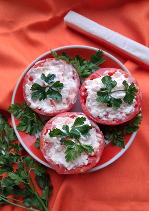 Фаршировані помідори