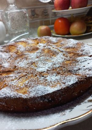 Шарлотка з яблуками