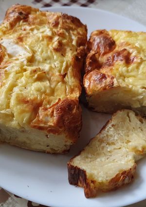 Швидкий сирний пиріг з лаваша