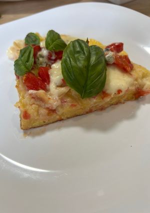 Швидкий сніданок - піца з моцарелою