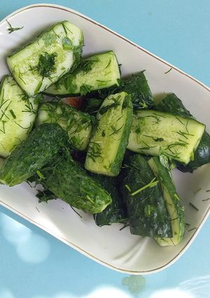 Швидкі малосольні огірки