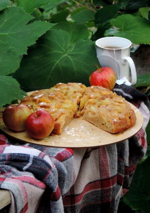 Яблучний пиріг за 10 хвилин