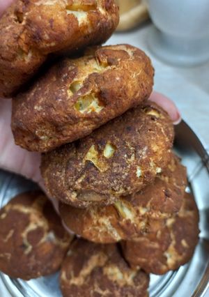 Яблучно-творожні булочки з корицею