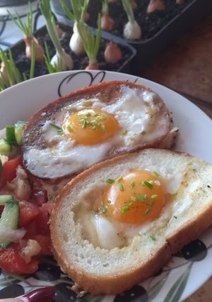 Яичница на гренке. Быстрый завтрак