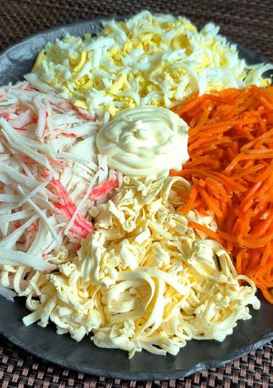 Вкусный крабовый салат за 10 минут