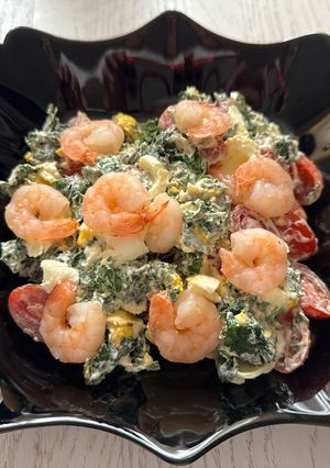 Весняний салат з кропиви