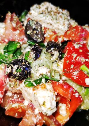 Грецький салат "Овочі, оливки та адигейський сир"