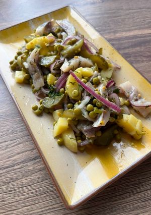 Картопляний салат з оселедцем