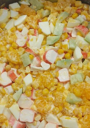 Крабовий салат з мандаринами