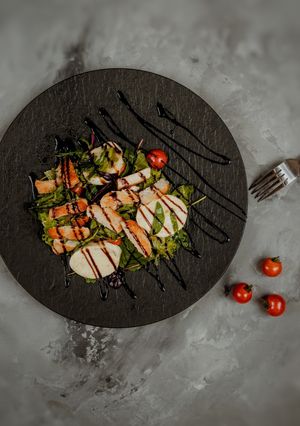 Легкий салат з індичкою