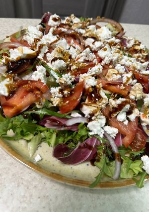 Легкий салат з фетою