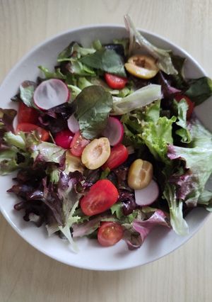 Салат з оливками