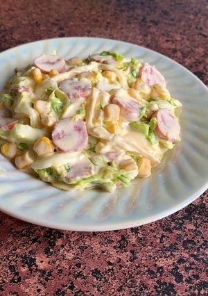 Салат з сиром косичка і кукурудзою