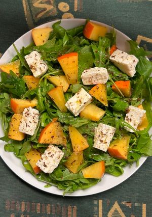 Салат з хурмою