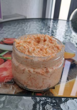 Салат з яйцями та морквою