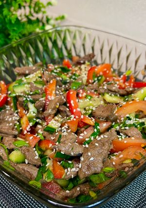 Салат з яловичиною