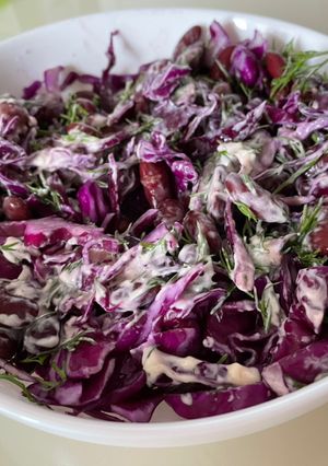 Салат из фасоли и краснокочанной капусты