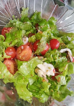 Салат із морським коктейлем