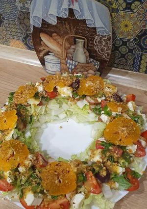 Святковий салат з пекінської капусти