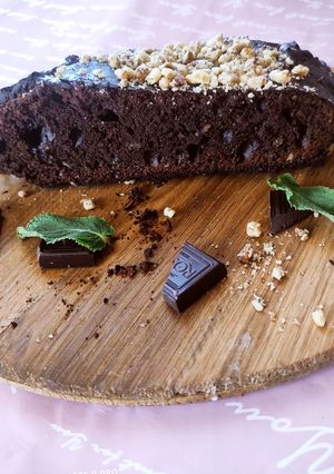 Шоколадний брауні з горіхами