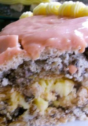 Ореховый торт безе с лимонным кремом