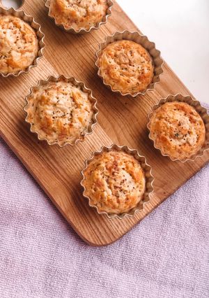 Маффины с сыром,зеленью и колбаской