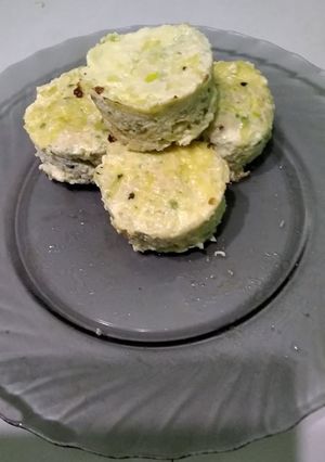 Мафіни з куркою і овочами