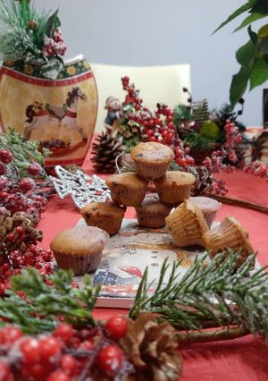 Смородиново-творожные маффины с изюмом