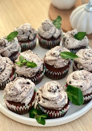 Шоколадні мафіни з кремом орео